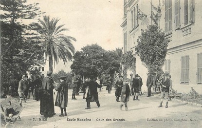 / CPA FRANCE 06 "Nice, école Masséna, cour des Grands"