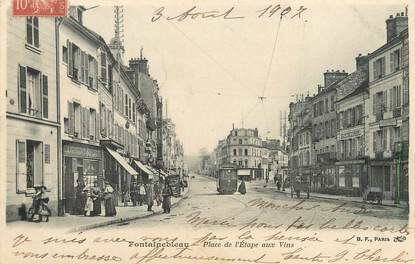 / CPA FRANCE 77 "Fontainebleau, place de l'étape aux vins"