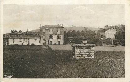 / CPA FRANCE 69 "Pommiers, château Mulsant et pensionnat Montclair"