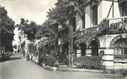 / CPSM FRANCE 65 "Capvern Les Bains, quartier de la poste"