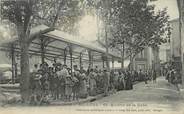 84 Vaucluse / CPA FRANCE 84 "Bollène, marché de la Halle"