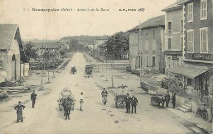 / CPA FRANCE 38 "Beaurepaire, avenue de la gare"