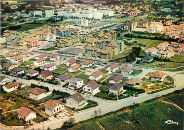 / CPSM FRANCE 38 "Charvieu Chavagneux, les Pêchers et les Acacias, vue aérienne"