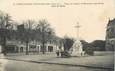 / CPA FRANCE 44 "Saint Philbert de Grand Lieu, place de l'église" / MONUMENT AUX MORTS