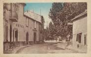 84 Vaucluse / CPA FRANCE 84 "Caumont sur Durance, route d'Avignon"