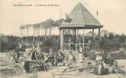 CPA FRANCE 17 "Chatelaillon, le kiosque de Musique"