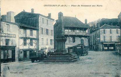 CPA FRANCE 63 "Chateldon, place du monument aux morts"