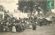 18 Cher CPA FRANCE 18 "Jouet sur l'Aubois, le marché"