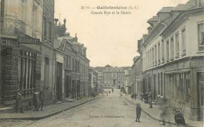 CPA FRANCE 76 "Gaillefontaine, la grande rue et la mairie"