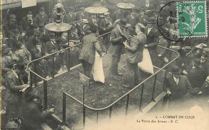 CPA FRANCE 59  "Lille, combat de coqs"