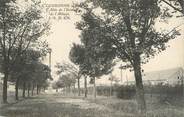 16 Charente / CPA FRANCE 16 "La Couronne, l'Allée de l'usine"