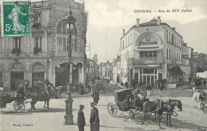 / CPA FRANCE 16 "Cognac, rue du XIV Juillet"