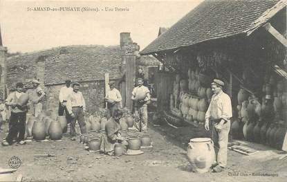 CPA FRANCE 58 "Saint Amand en Puisaye, une poterie"