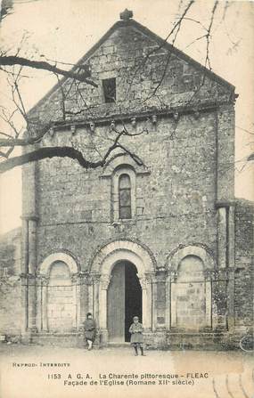 / CPA FRANCE 16 "Fléac, façade de l'église"