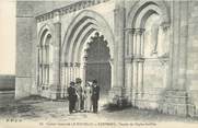 17 Charente Maritime / CPA FRANCE 17 "Canton Ouest de La Rochelle, Esnandes, façade de l'église fortifiée"