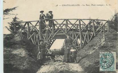 / CPA FRANCE 17 "Chatelaillon, le parc, pont rustique"