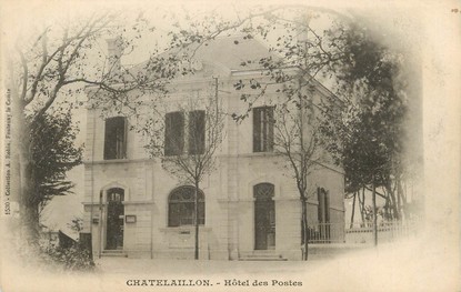 / CPA FRANCE 17 "Chatelaillon, hôtel des postes"