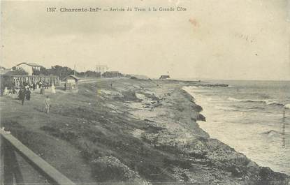 / CPA FRANCE 17 "Arrivée du Tram à la Grande côte"