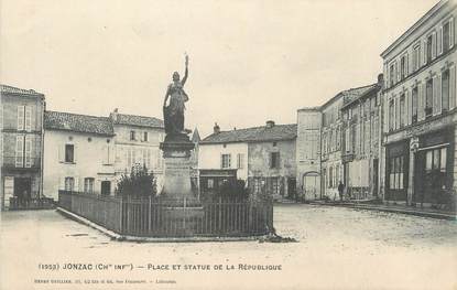 / CPA FRANCE 17 "Jonzac, place et statue de la République"