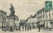 17 Charente Maritime / CPA FRANCE 17 "Jonzac, place de la République"