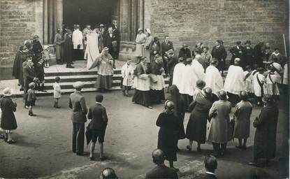 CARTE PHOTO FRANCE 38 "Crémieu, 1932, cortège épiscopal"