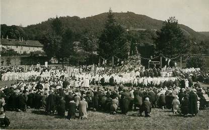    CARTE PHOTO  FRANCE 38 "Crémieu, 1932,  congrès eucharistique"