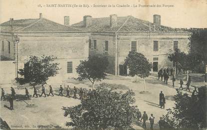 / CPA FRANCE 17 "Ile de Ré, Saint Martin, intérieur de la citadelle"