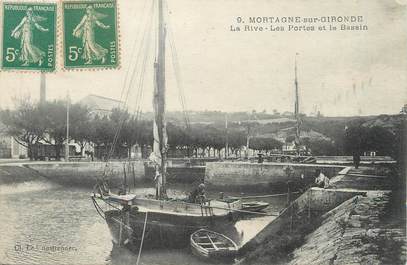 / CPA FRANCE 17 "Mortagne sur Gironde, la rive, les portes et le bassin"