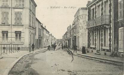 / CPA FRANCE 17 "Marans, rue d'Aiigre"