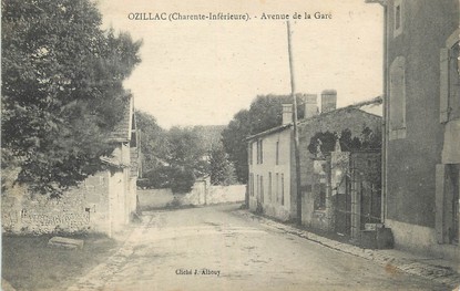 / CPA FRANCE 17 "Ozillac, av de la gare"