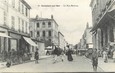 / CPA FRANCE 17 "Rochefort sur Mer, la rue Martrou"