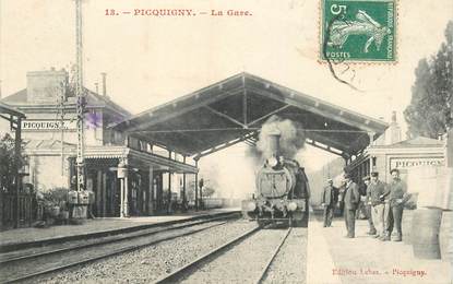  CPA FRANCE 80 "Picquigny, la gare" / TRAIN