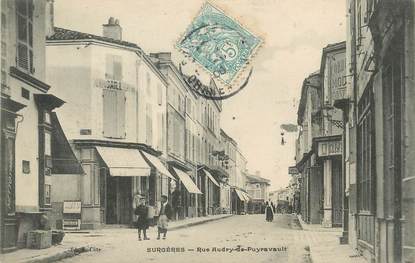 / CPA FRANCE 17 "Surgères, rue Audry de Puyravault "