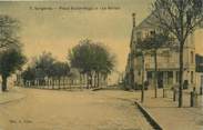 17 Charente Maritime / CPA FRANCE 17 "Surgères, place Victor Hugo et rue Bersot"