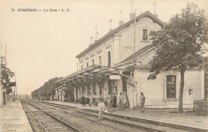 / CPA FRANCE 17 "Surgères, la gare"