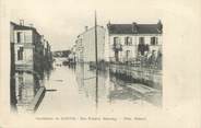 17 Charente Maritime / CPA FRANCE 17 "Saintes, rue Frédéric Mestreau" / INONDATION