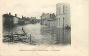 17 Charente Maritime / CPA FRANCE 17 "Saintes, route de Bussac" /  INONDATION