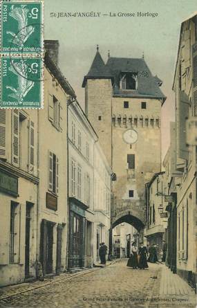 / CPA FRANCE 17 "Saint Jean d'Angély, la grosse  horloge"