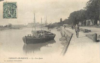 / CPA FRANCE 17 "Tonnay Charente, les quais"