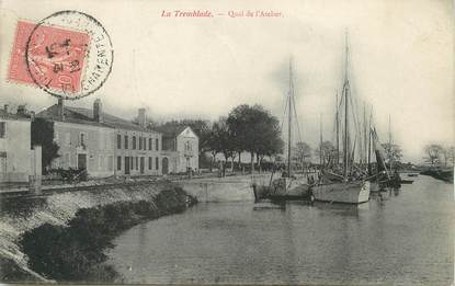 / CPA FRANCE 17 "La Tremblade, quai de l'atelier"