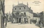 18 Cher / CPA FRANCE 18 "Bourges, place des 4 Piliers, central Hôtel"