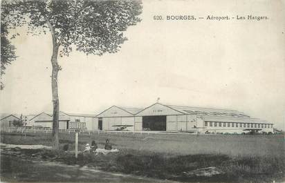 / CPA FRANCE 18 " Bourges, aéroport, les hangars"