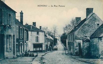  CPA FRANCE 28 "Auneau, la rue Pasteur"