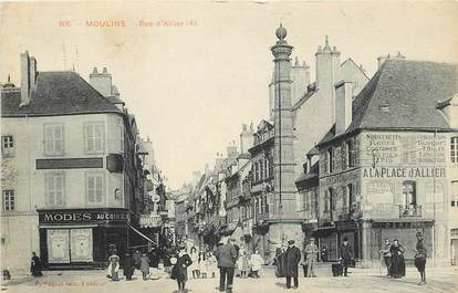 CPA FRANCE 03 "Moulins, Rue d'Allier"