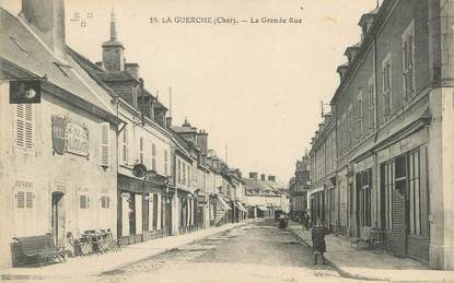 / CPA FRANCE 18 "La Guerche, la grande rue "