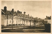 18 Cher / CPA FRANCE 18 "Jouet sur l'Aubois, la mairie et les écoles"