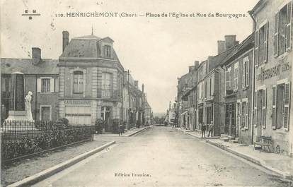 / CPA FRANCE 18 "Henrichemont, place de l'église et rue de Bourgogne"