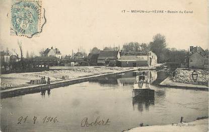 / CPA FRANCE 18 "Mehun sur Yèvre, bassin du canal"
