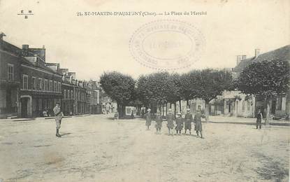 / CPA FRANCE 18 "Saint Martin d'Auxigny, la place du marché"