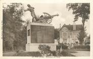 02 Aisne / CPA FRANCE 02 "La Fère, monument aux morts"